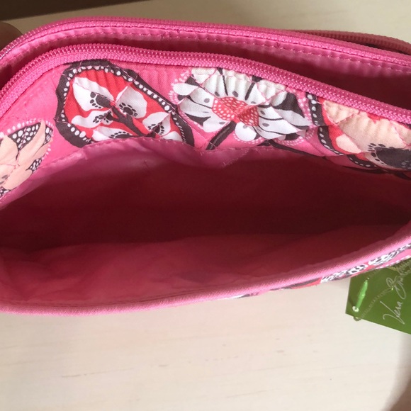 Vera Bradley Cross Body Purse - Picture 8 of 9